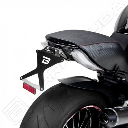 Barracuda portatarga regolabile Ducati Diavel