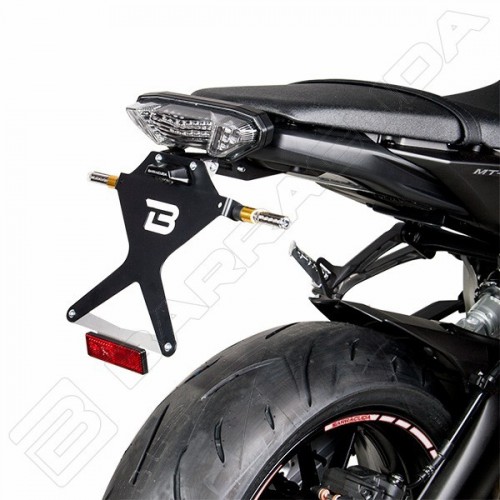 Barracuda portatarga regolabile Yamaha MT09