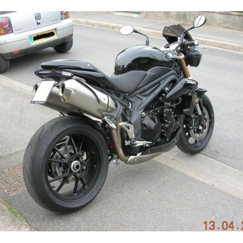 Mad Doctor's portatarga Triumph Speed Triple 2011-2014 fanale e frecce